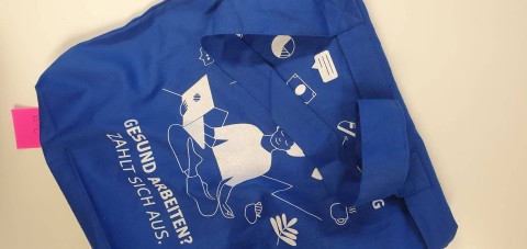 B12_Blauer Beutel