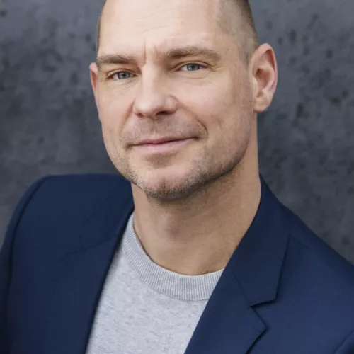 Das Bild zeigt Korbinian Frenzel
