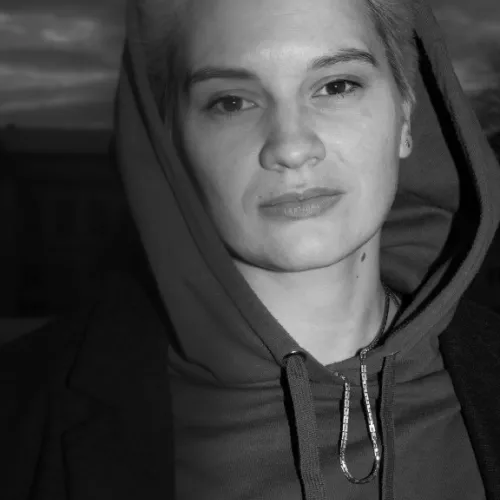 Portrait Eva Neidlinger