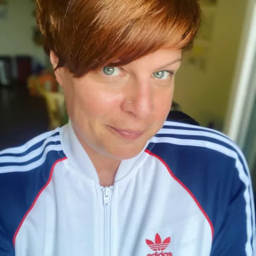 Ein Selfie von Michaela im Adidas 